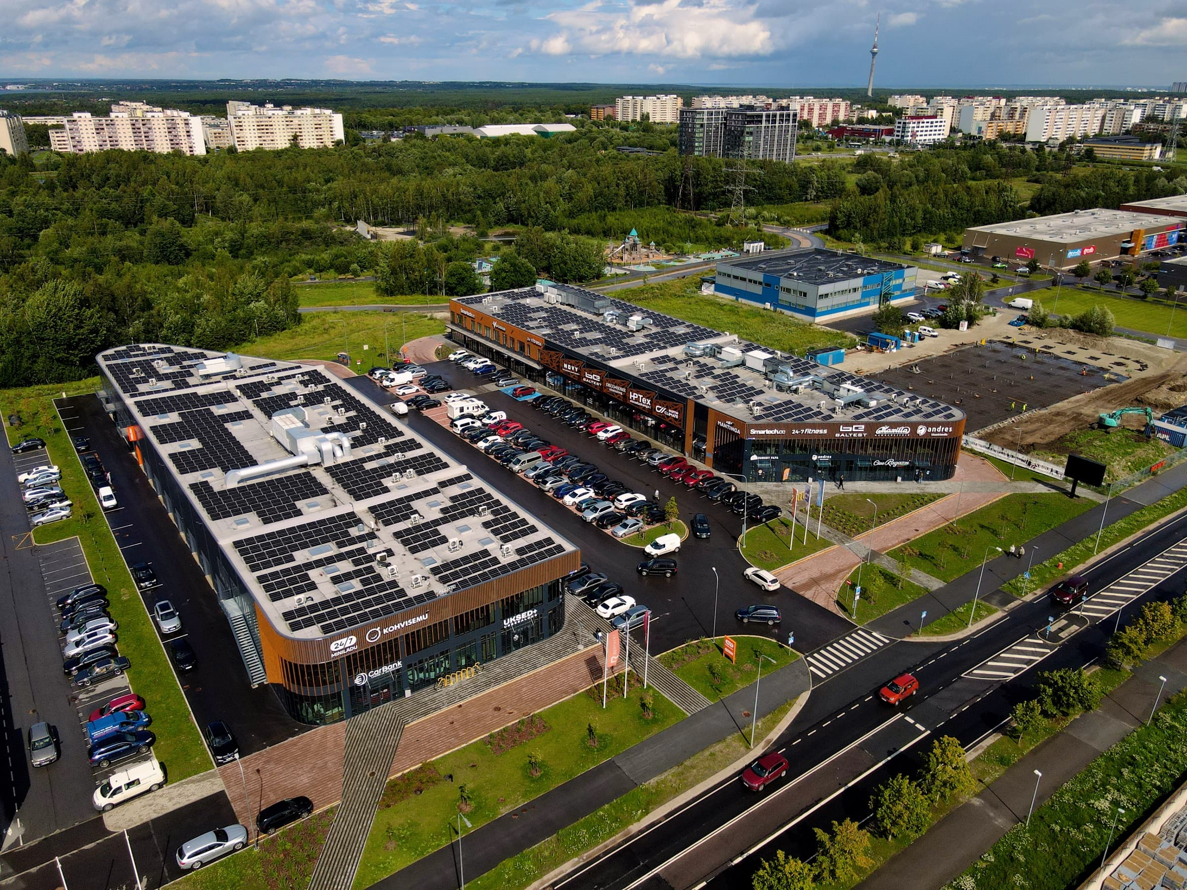Retail park, Tähesaju — plot, parking and access roads